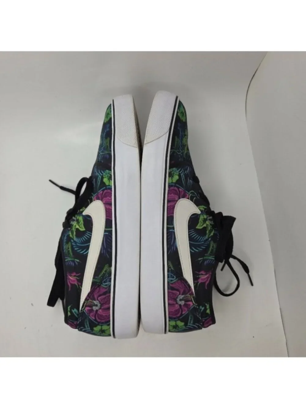 Nike Toki Low Black Floral Textile Smoky Lotus Shoes Sneakers Men's Size 9.5